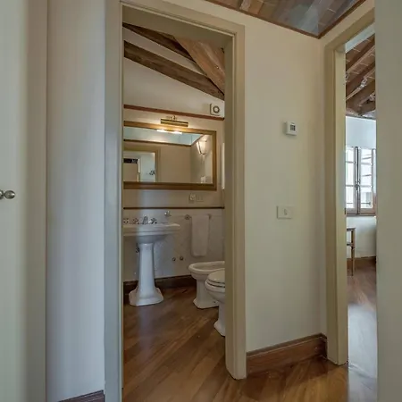 Tiziano Big Penthouse In The Oltrarno