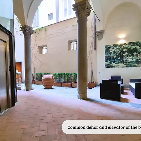 Tiziano Big Penthouse In The Oltrarno * Florence